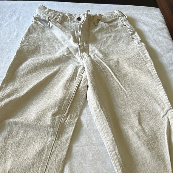 White jeans - Picture 3 of 4